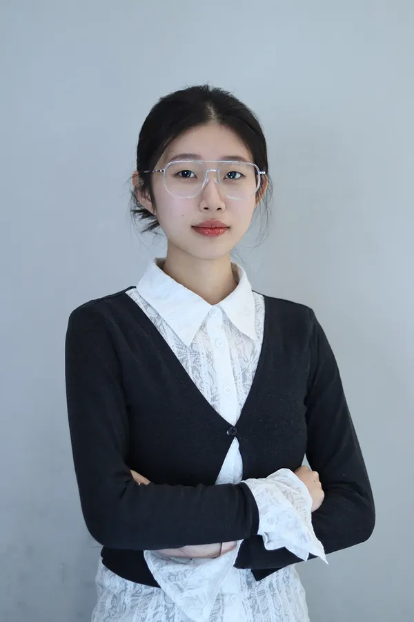 Pang Yan portrait